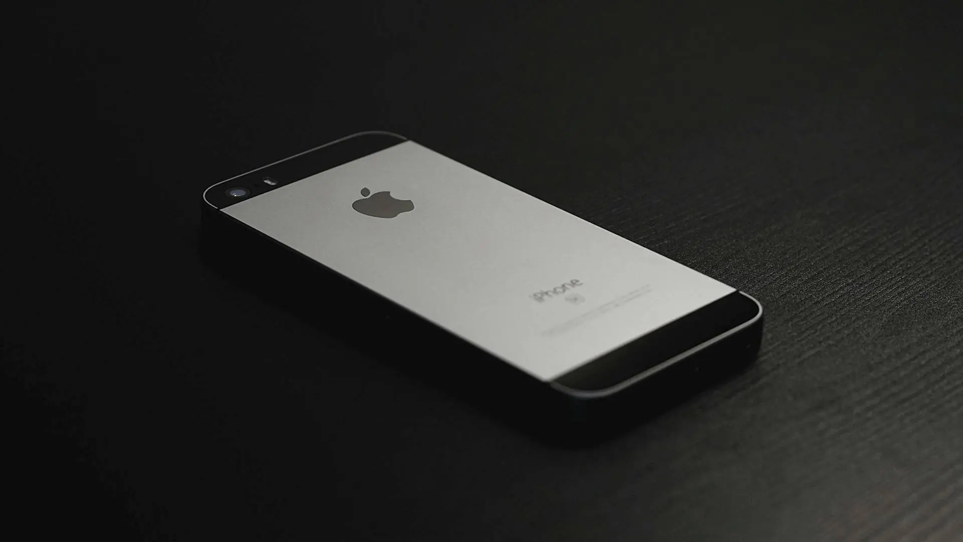 Apple выпустила техническое обновление для iPhone 5s и других устаревших моделей